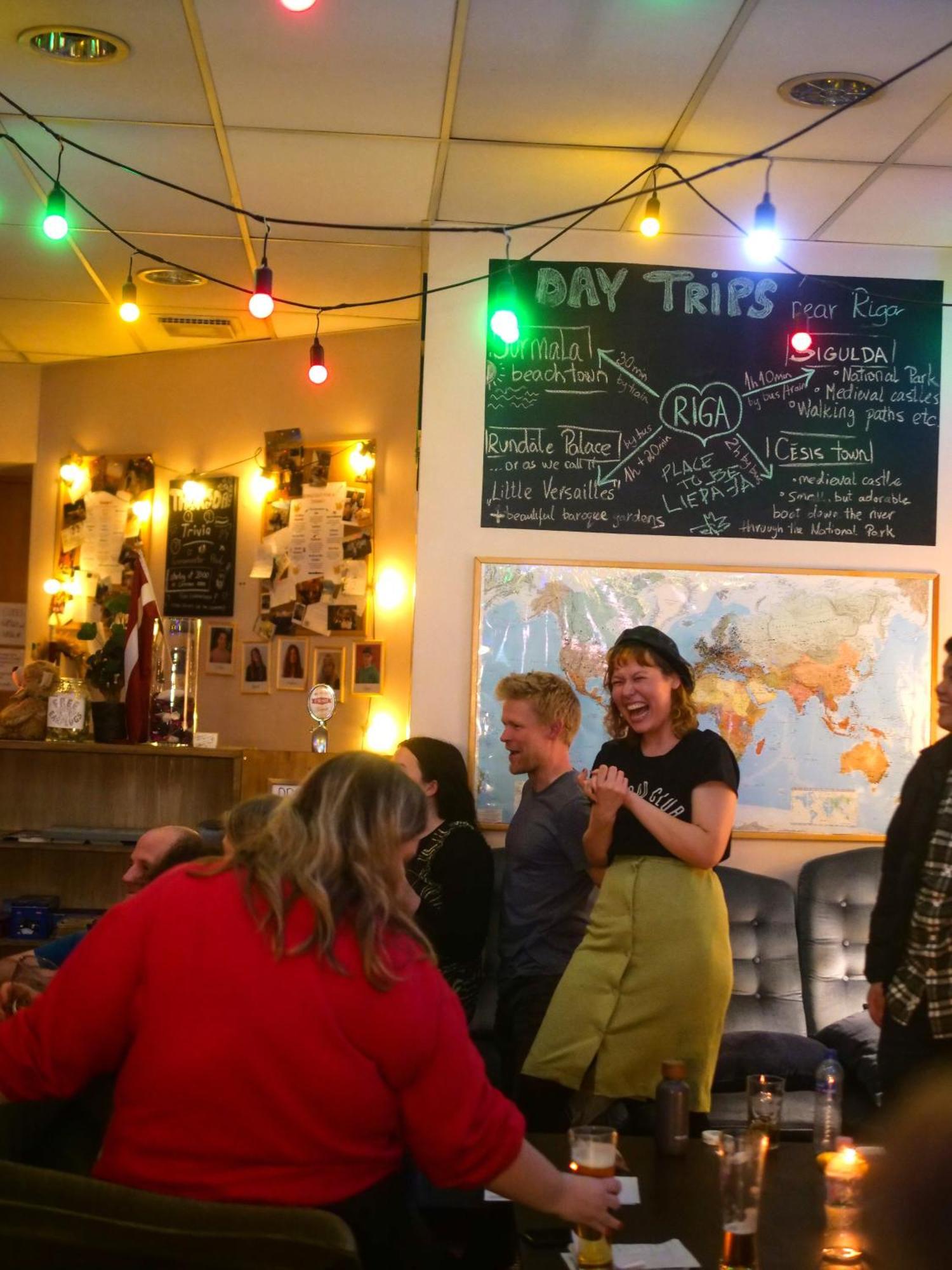 Cinnamon Sally Backpackers Hostel Riga Exterior photo